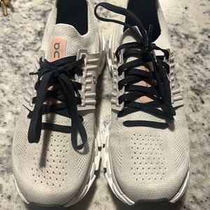 OnCloud Cloudswift 3 Ivory/Rose